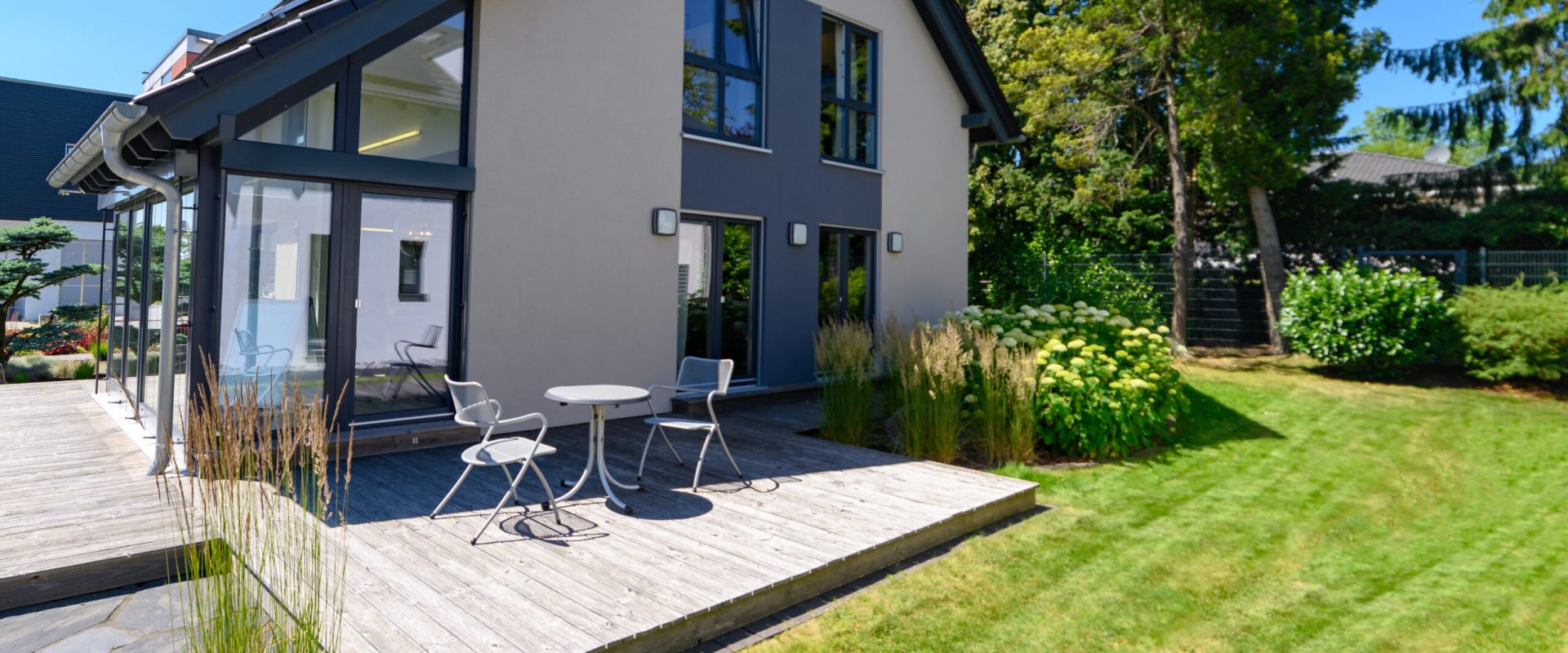 modernes Einfamilienhaus Fassade